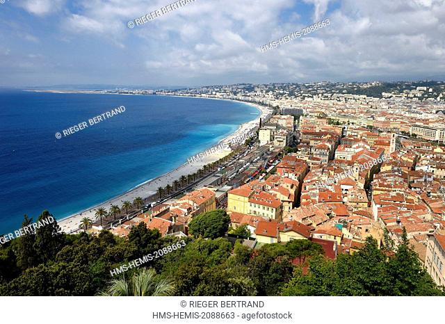 France, Alpes Maritimes, Nice, the Baie des Anges, the Old Town and the Promenade des Anglais on the seafront