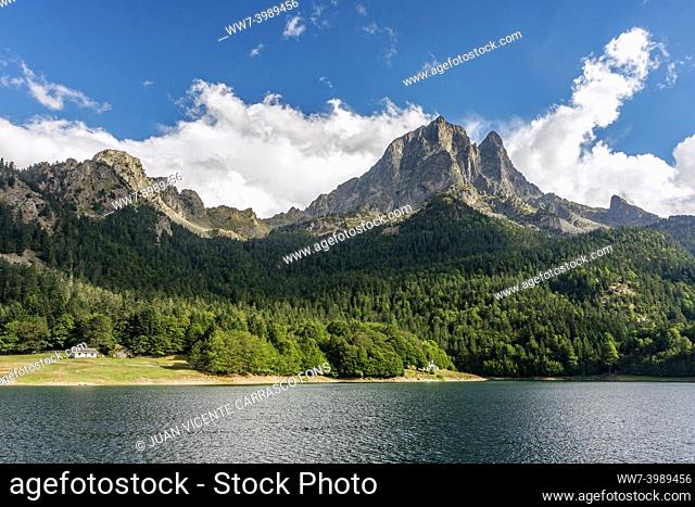 Bious Artigues lake and Midi d'Ossau peak, Hautes Pyrenees national park, France