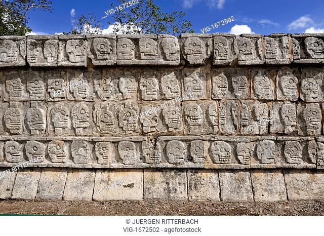 MEXICO, CHICHEN ITZA, 23.03.2009, Tzompantli, or Platform of the Skulls, Maya archaeological site Chichen Itza, Mexico, Latin America, America - CHICHEN ITZA