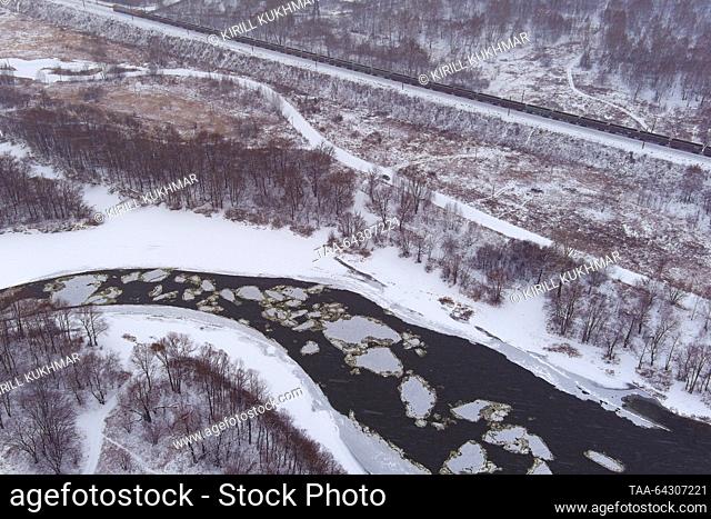 RUSSIA, NOVOSIBIRSK REGION - NOVEMBER 2, 2023: An aerial view of ice floes on the River Inya as it freezes up in the Pervomaisky district