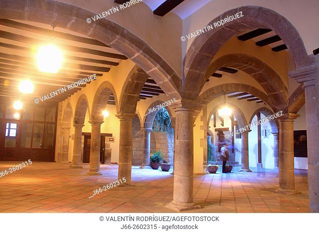 Cyti Hall Rubielos de Mora. Sierra de Gudar. Teruel