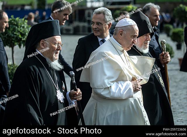 ROME, ITALY - OCTOBER 07: (L-R) Archbishop of Constantinople Bartholomew I, Pope Francis and Catholicos of All Armenians Karekin II