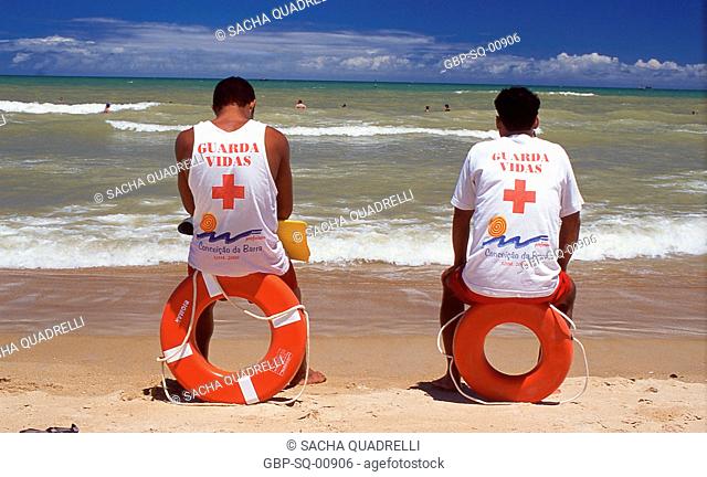 Lifeguards on the beach Itaúna, ES
