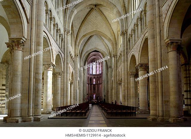France, Sarthe, Le Mans, Cite Plantagenet (Old Town), the St Julien cathedral