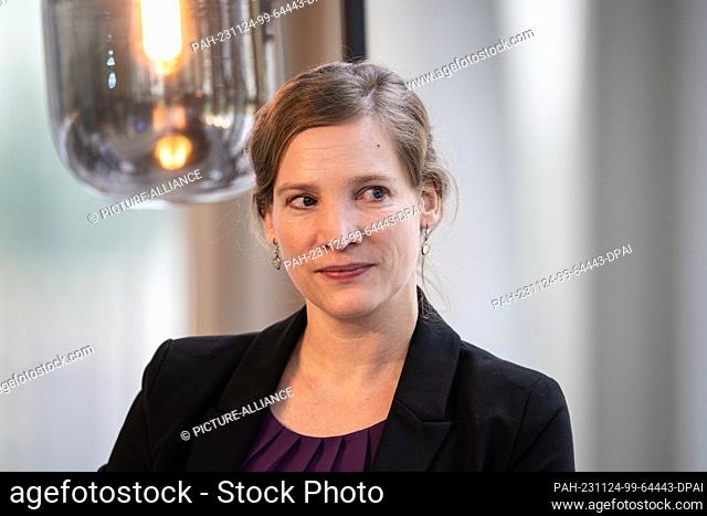 24 November 2023, Berlin: Maike Luhmann, loneliness researcher, takes part in the presentation of the study at the North Rhine-Westphalia State Representation