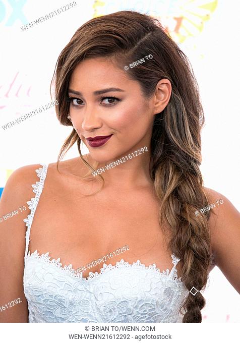 Celebrities attend the 2014 Teen Choice Awards at The Shrine Auditorium - Arrivals Featuring: Shay Mitchell Where: Los Angeles, California