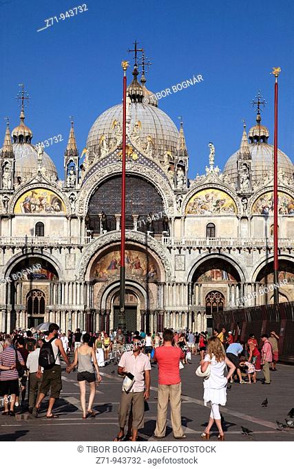 Italy, Venice, St Mark's Basilica di San Marco, Piazza