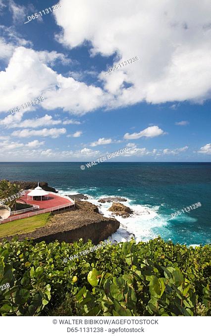 Puerto Rico, North Coast, Arecibo, Arecibo Lighthouse Park, coastlline
