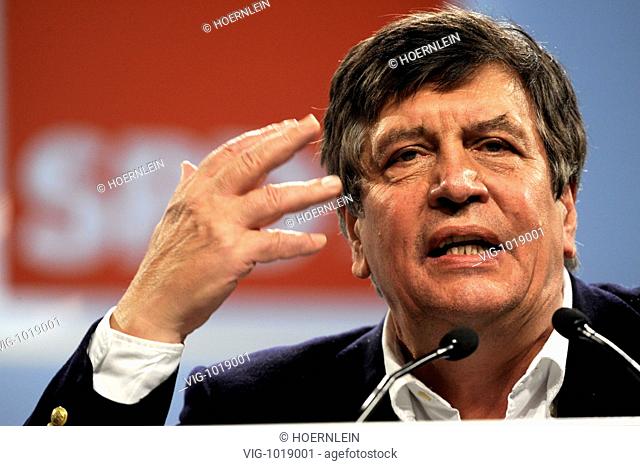 GERMANY, ROTENBURG AN DER FULDA, 04.10.2008, Dr. Hermann SCHEER, (SPD) Member of the federal executive board during the regional party conference of the Hessian...