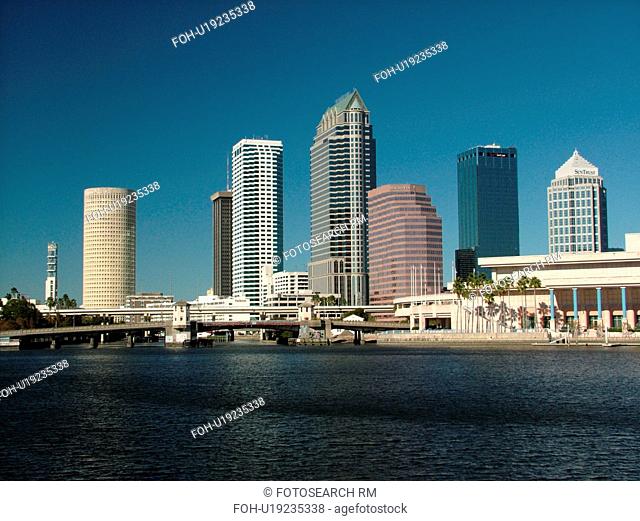 Tampa, FL, Florida, Tampa Bay, Garrison Channel, downtown skyline