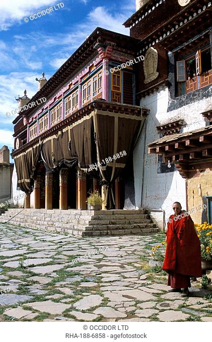 Tibetan monastery outside Garze, Sichuan Province, China, Asia