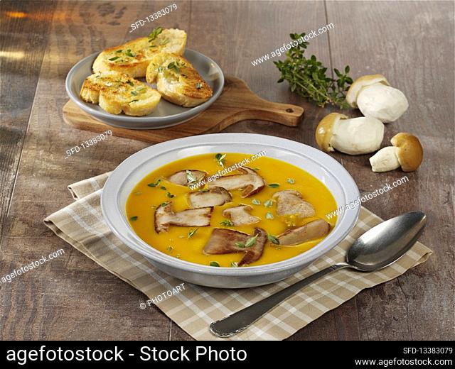 Potato and pumpkin soup with porcini mushrooms