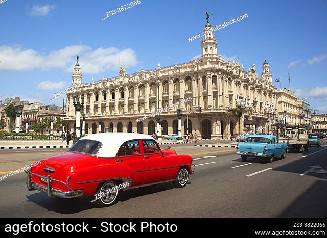 Old American cars in front of the Great Theatre-Gran Teatro in Center Havana, La Habana, Cuba, West Indies, Central America