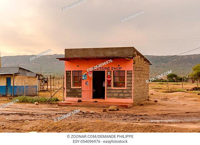 Nairobi, Kenya, Afrique-01/01/2018.Small block stall in pink concrete in Kenya's rift valley