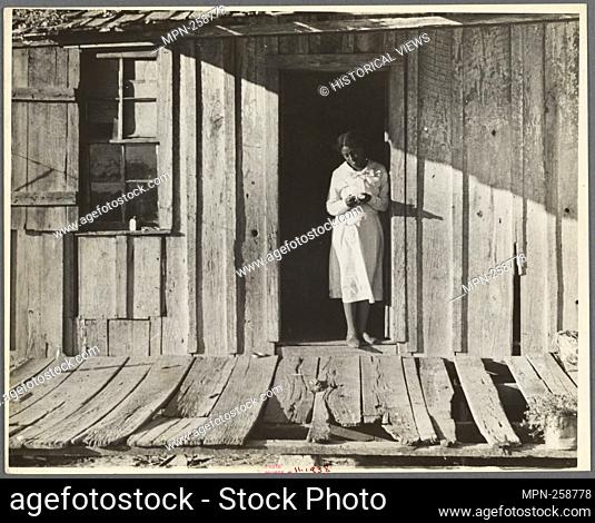 Daughter of Negro sharecropper, Arkansas. United States. Farm Security Administration (Sponsor) Shahn, Ben, 1898-1969 (Photographer)