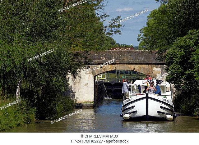 France, Burgundy, houseboat on the Canal du Nivernais