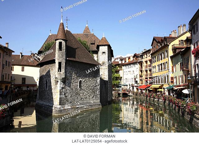 annecy is a historic town on the River Thiou. The Palais de l'Isle was built in the 12th century and was once a prison, but is now home to local-history...