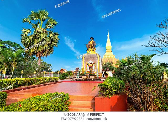 King Setthathirath statue and Pha That Luang. Laos
