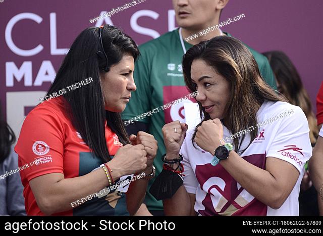 June 18, 2022, Mexico City, Mexico: Female boxers Jackie Nava and Ana Maria Torres during the massive boxing class in the Mexico City zocalo