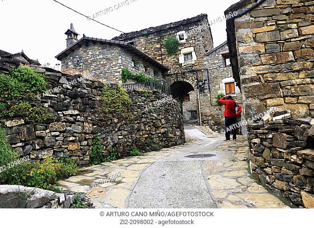Bestué, Huesca province, Aragonese Pyrenees, Spain