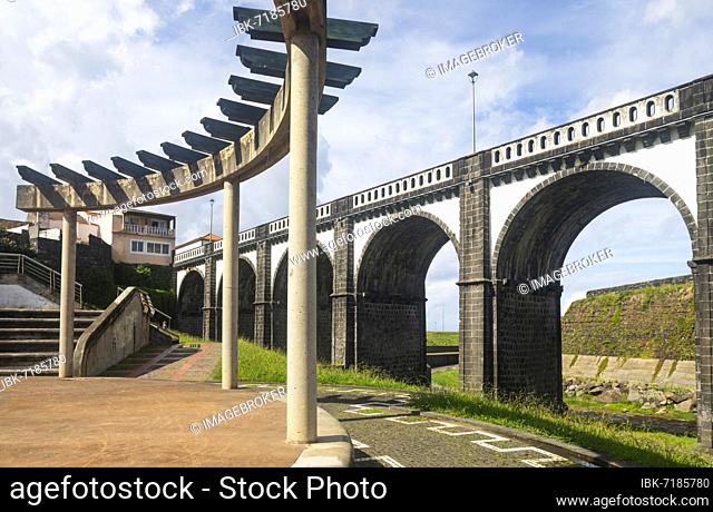 Bridge of the Eight Arches, Ribeira Grande, Sao Miguel Island, Azores, Portugal, Europe
