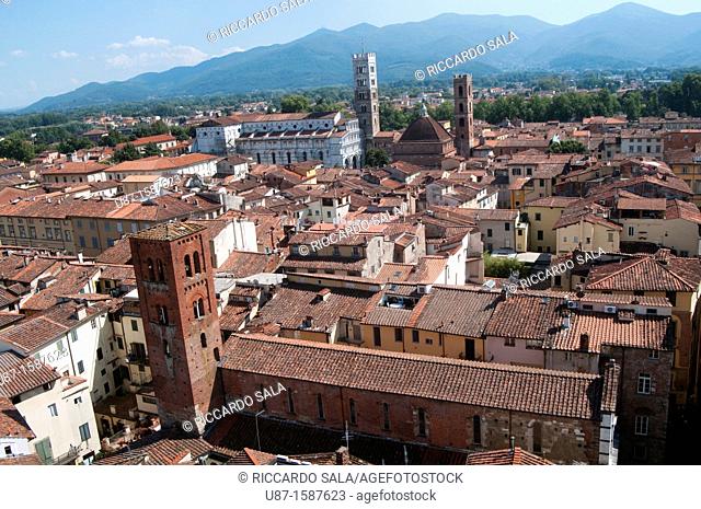 Italy, Tuscany, Lucca, View of Lucca from Torre delle Ore