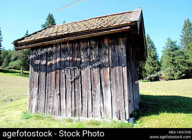 deko herz, dekoherz, at hut in mittenwald, germany, bavaria, upper bavaria, werdenfelser land, isar valley