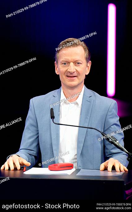 29 May 2021, North Rhine-Westphalia, Cologne: Comedian Michael Kessler sits in on a rehearsal for the event ""Remix2! Or: How to Still See the World!"" as part...