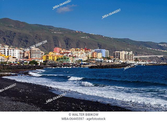 Spain, Canary Islands, Tenerife, Candelaria, town view
