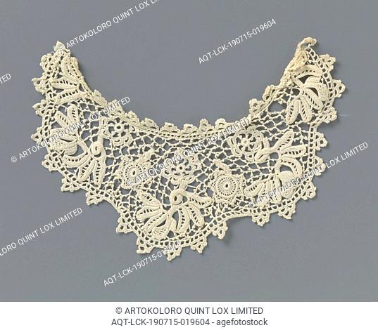 Crochet lace support piece with twisted stems and rosettes, Curved semi-circular support piece made of natural-colored crocheted Irish lace
