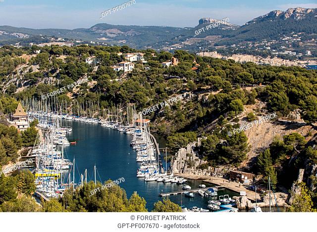 MARINA IN THE ROCKY INLET OF PORT-MIOU, CASSIS (13), FRANCE