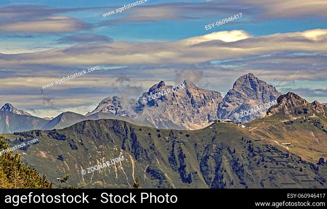 Alpenblick vom Hohen Ifen. Grenzgebiet zwischen Deutschland und Österreich