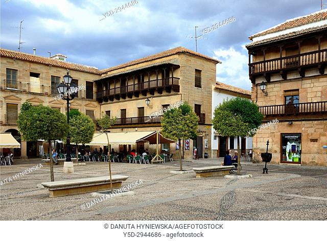 Plaza Mayor, Villanueva de los Infantes, Ruta de Don Quijote, Ciudad Real, Castile-La Mancha, Spain, Europe