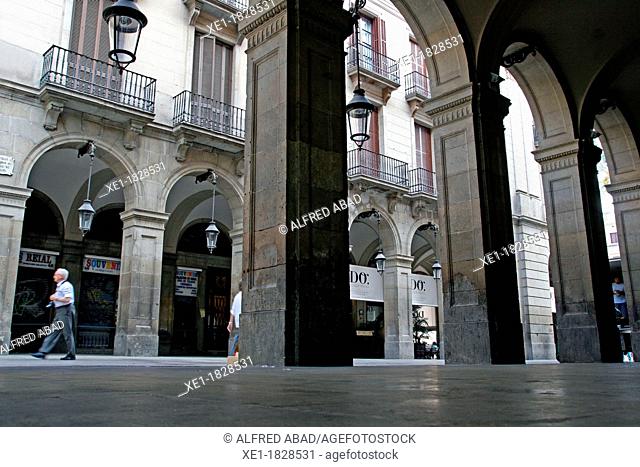 arcades, Colon Street, Plaça Reial, Gothic Quarter, Barcelona, Catalonia, Spain