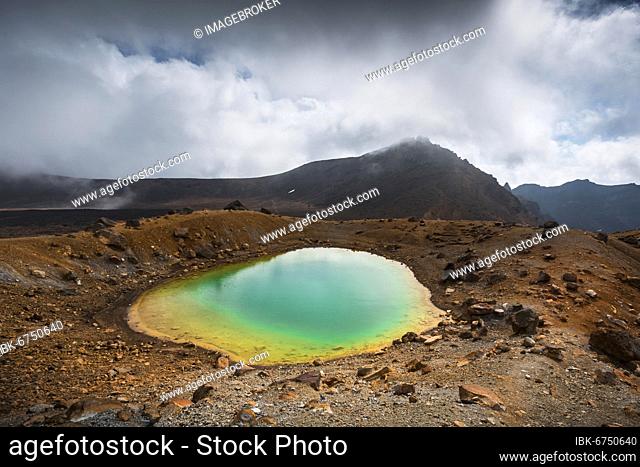 Volcanic lake, Tongariro National Park, Ruapehu District, North Island, New Zealand, Oceania