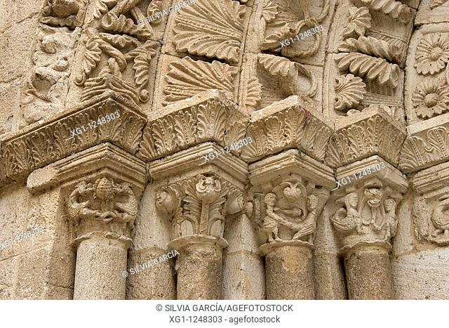 Details capitals of the Romanesque Church of the Magdalen, Zamora, Castilla y Leon, Spain