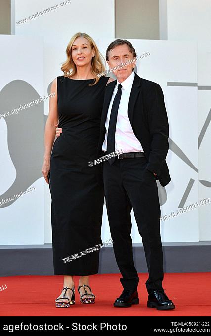 Nikki Butler, Tim Roth during Sundown red carpet. 78th Venice International Film Festival, Italy - 05 Sep 2021
