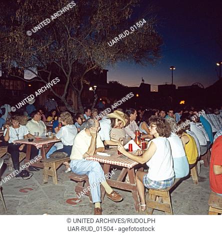 Ein Western-Dinner in Scottsdale, Arizona, USA 1980er Jahre. A western dinner in Scottsdale, Arizona, US 1980s