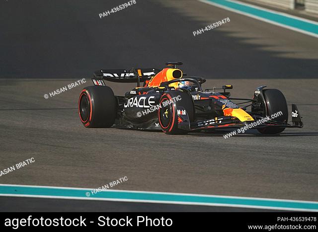 November 28th, 2023, Yas Marina Circuit, Abu Dhabi, Formula 1 Abu Dhabi Test 2023, in the picture Sergio Perez (MEX), Oracle Red Bull Racing