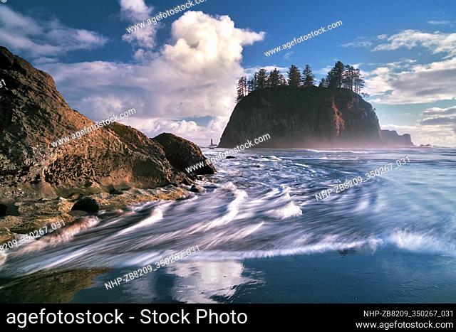 Crying Lady Rock and surf at Second Beach. Olympic National Park, Washington