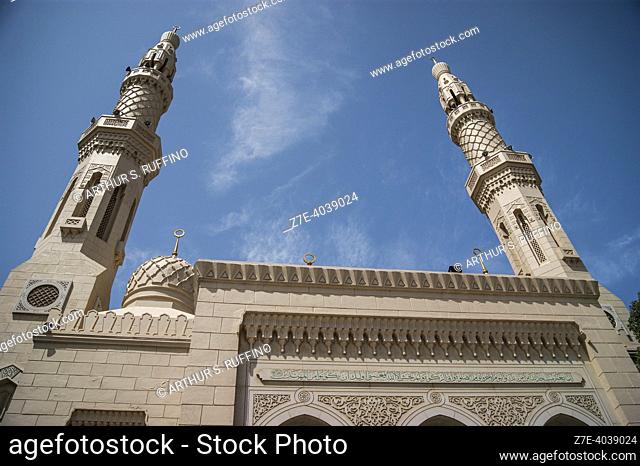 Jumeirah Mosque, Jumeirah Beach Road. Dubai. United Arab Emirates. Middle East