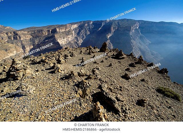 Oman, Djebel Shams, Oman Grand Canyon, Al Nakhr cliff