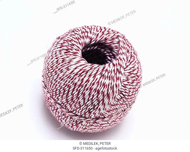 A ball of kitchen string