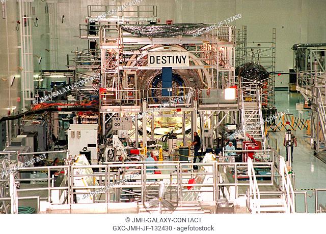 KENNEDY SPACE CENTER, Fla. -- In the Space Station Processing Facility (SSPF), work continues on the U.S. Lab module, Destiny