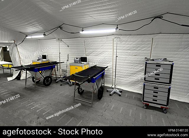 Illustration picture shows a visit to a new field hospital, at Kamp Beverlo in Leopoldsburg, Thursday 02 December 2021. The field hospital was completed in...