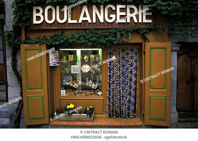 France, Alpes-de-Haute-Provence (04), front of a bakery in Saint-André-les-Alpes