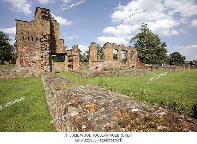 Bradgate House ruins, Bradgate Park, Leicester, Leicestershire, England, United Kingdom, Europe