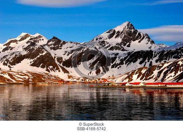 SOUTH GEORGIA ISLAND, GRYTVIKEN, VIEW OF KING EDWARD POINT AND OLD WHALING STATION
