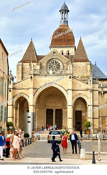 Collégiale Notre-Dame, Beaune, Côte d'Or, Burgundy Region, Bourgogne, France, Europe