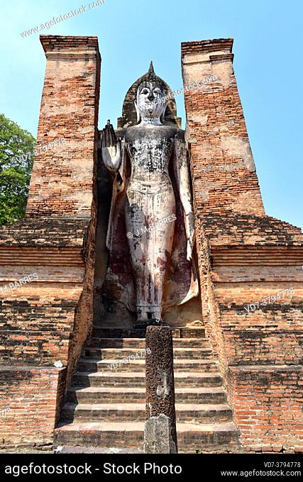 Sukhothai Historical Park, Wat Mahathat (13-14th century). Thailand